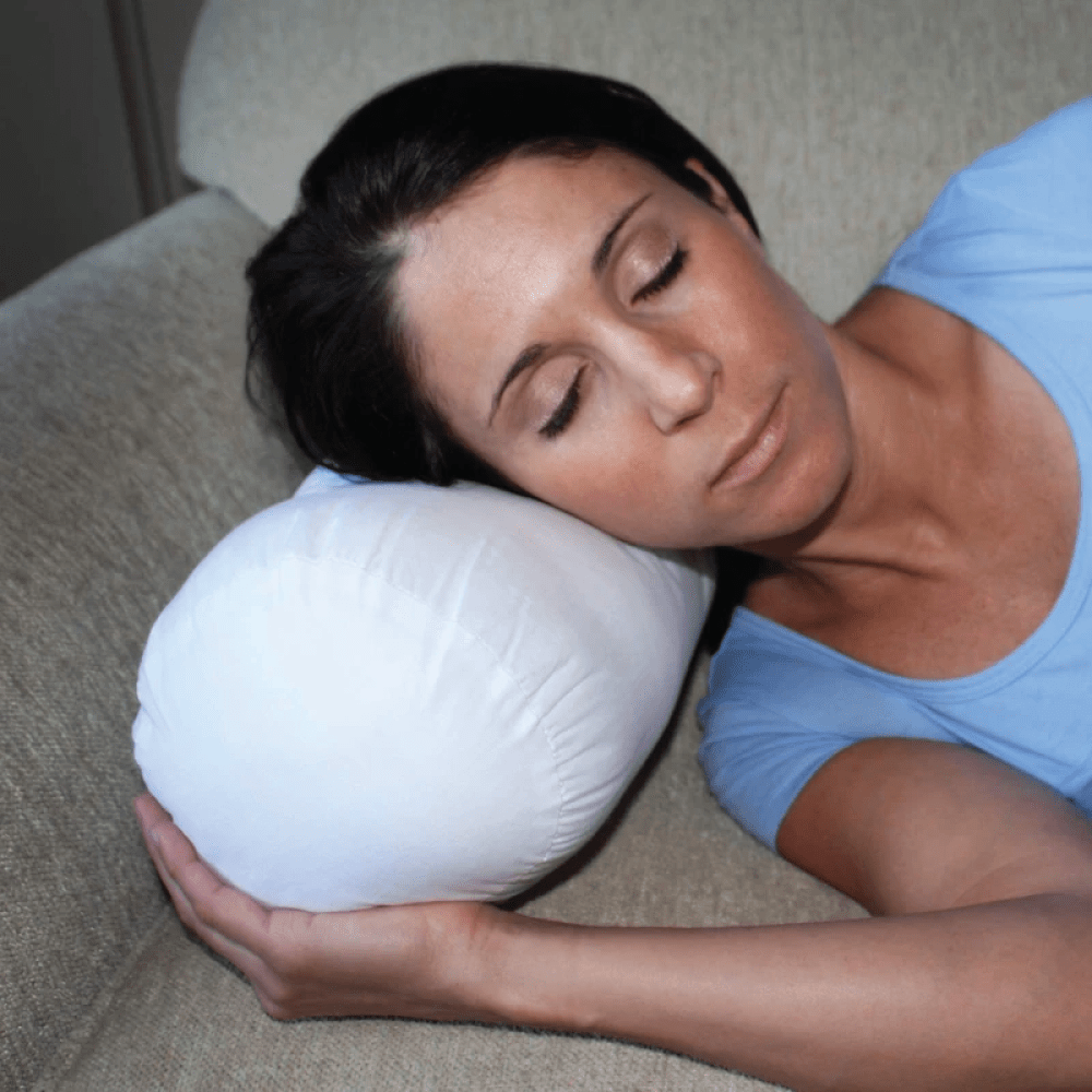DIY Lumbar Roll (lower back support pillow)  Back support pillow, Support  pillows, Back pain
